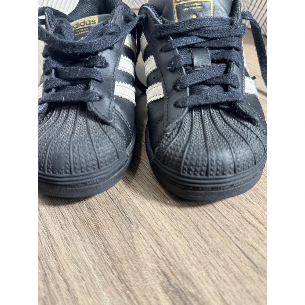 Adidas Superstar J Kids Sneakers Black White Gold‎ Shoes Unisex kid size 11
